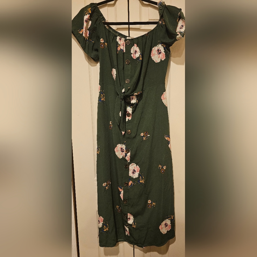 Floral Off-The-Shoulder Green Midi Dress